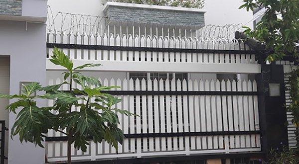 Mẫu hàng rào sắt đẹp, đơn giản, hiện đại