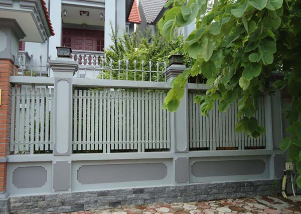 Mẫu hàng rào sắt hộp XCKHRS02