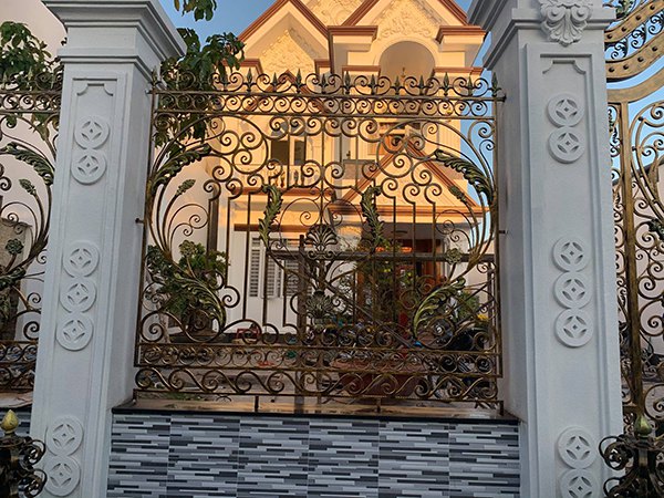 Mẫu hàng rào sắt nghệ thuật đẹp