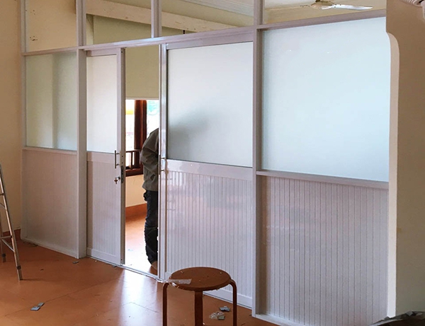Mẫu vách ngăn nhôm kính đẹp giá rẻ